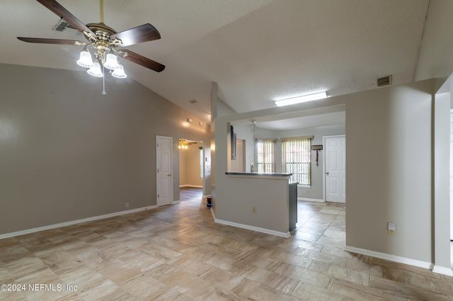 1736 DAYTONA Lane, Jacksonville, FL 32218