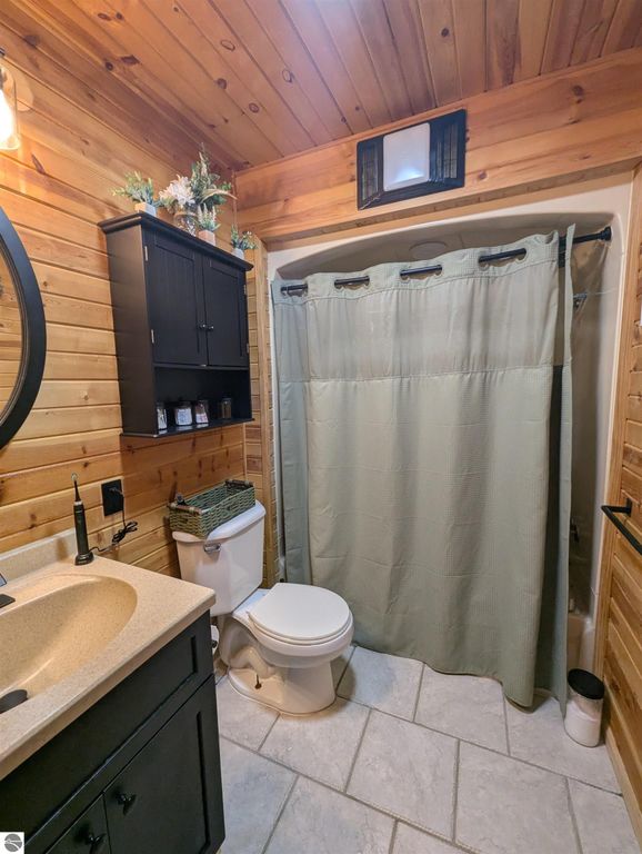 Image 35 of property listing at 534 S Main Street, Au Gres, MI 48703