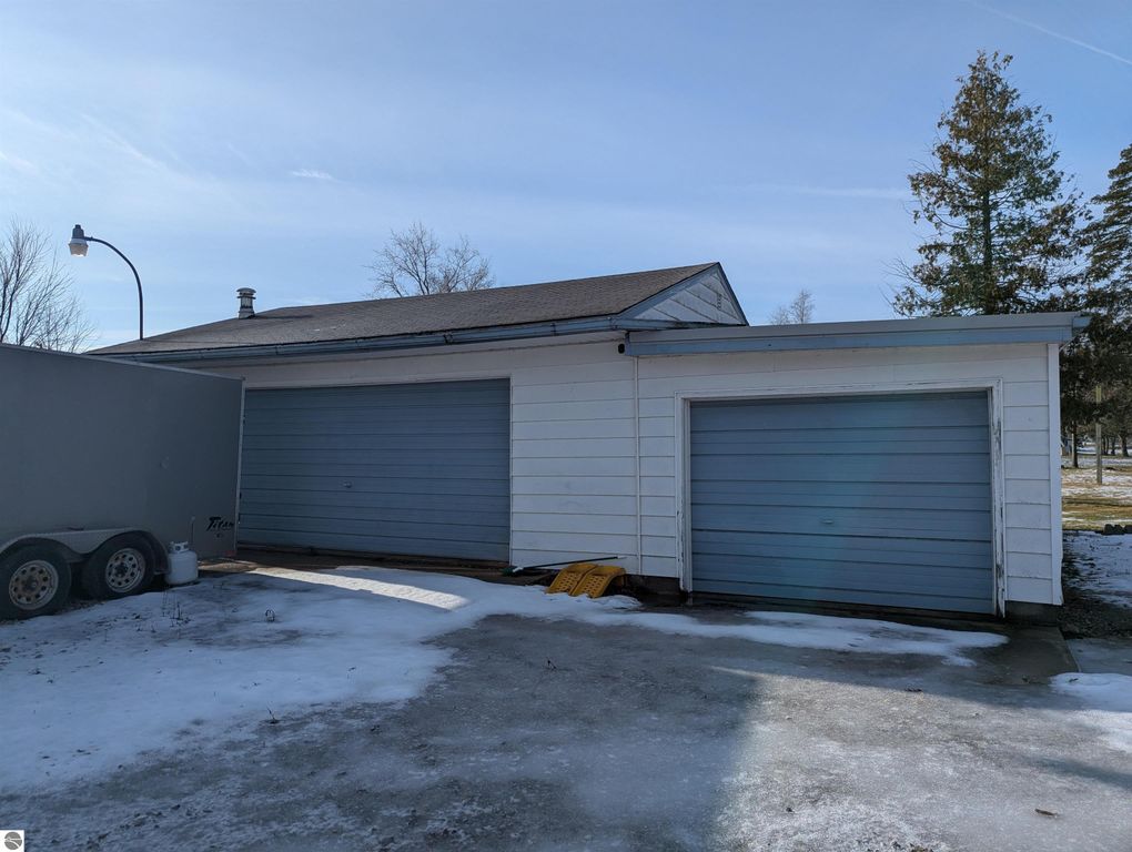 Image 48 of property listing at 534 S Main Street, Au Gres, MI 48703