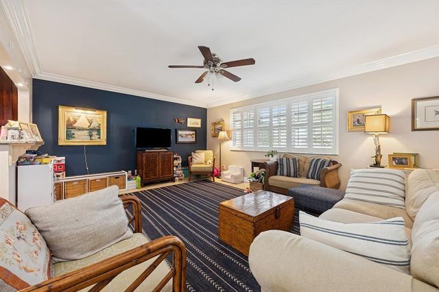 2110 N 54th Avenue, Hollywood, FL 33021