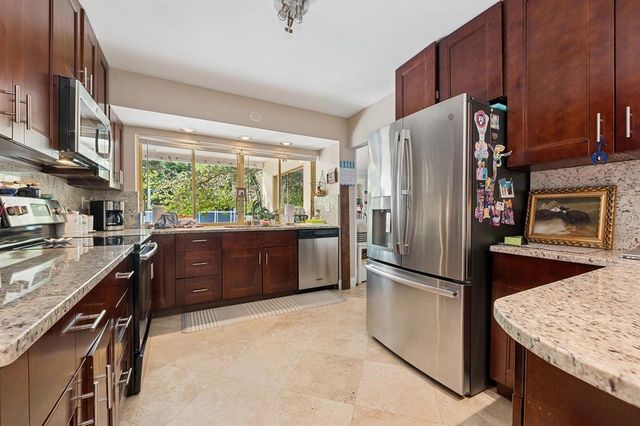 2110 N 54th Avenue, Hollywood, FL 33021