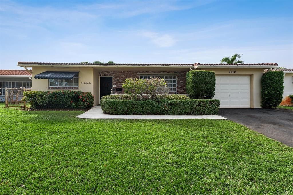 2110 N 54th Avenue, Hollywood, FL 33021
