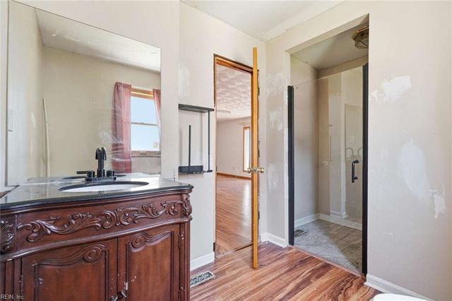 223 Woodbury Forrest DR, Hampton, VA 23666