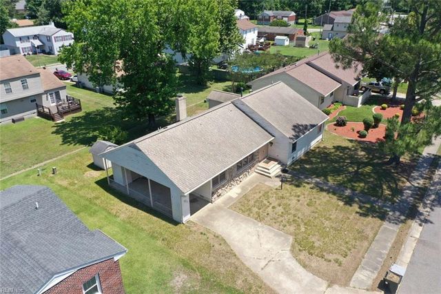 223 Woodbury Forrest DR, Hampton, VA 23666