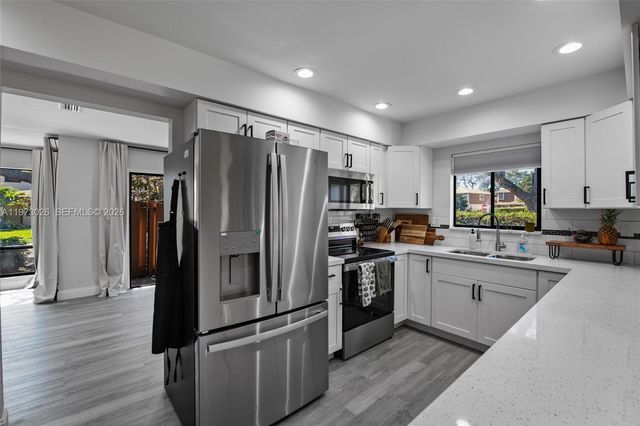 6185 Live Oak Ct A, Tamarac, FL 33319