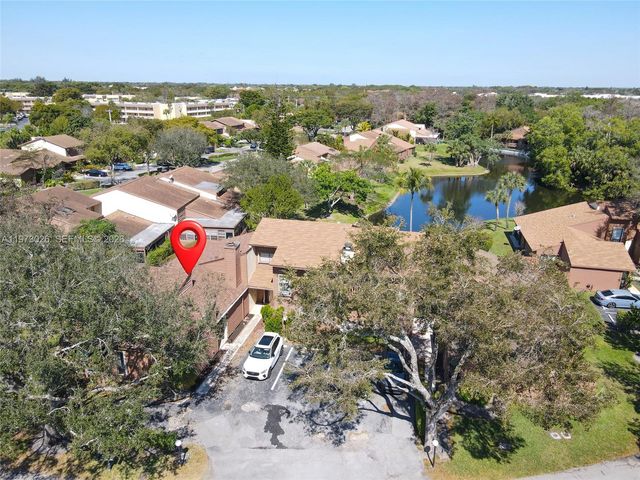 6185 Live Oak Ct A, Tamarac, FL 33319