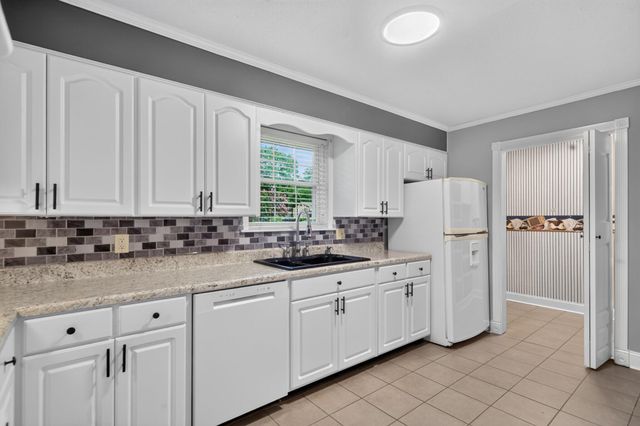 4636 Meadow Avenue NW, Cleveland, TN 37312