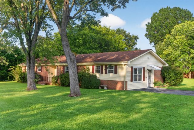 4636 Meadow Avenue NW, Cleveland, TN 37312