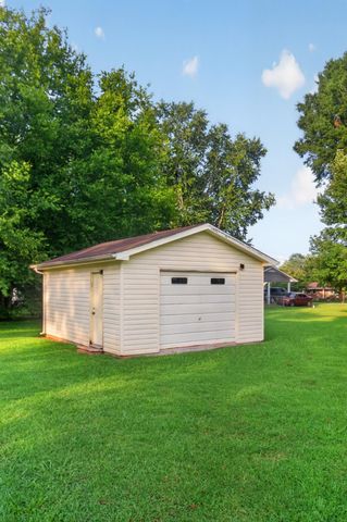 4636 Meadow Avenue NW, Cleveland, TN 37312
