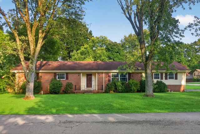 4636 Meadow Avenue NW, Cleveland, TN 37312