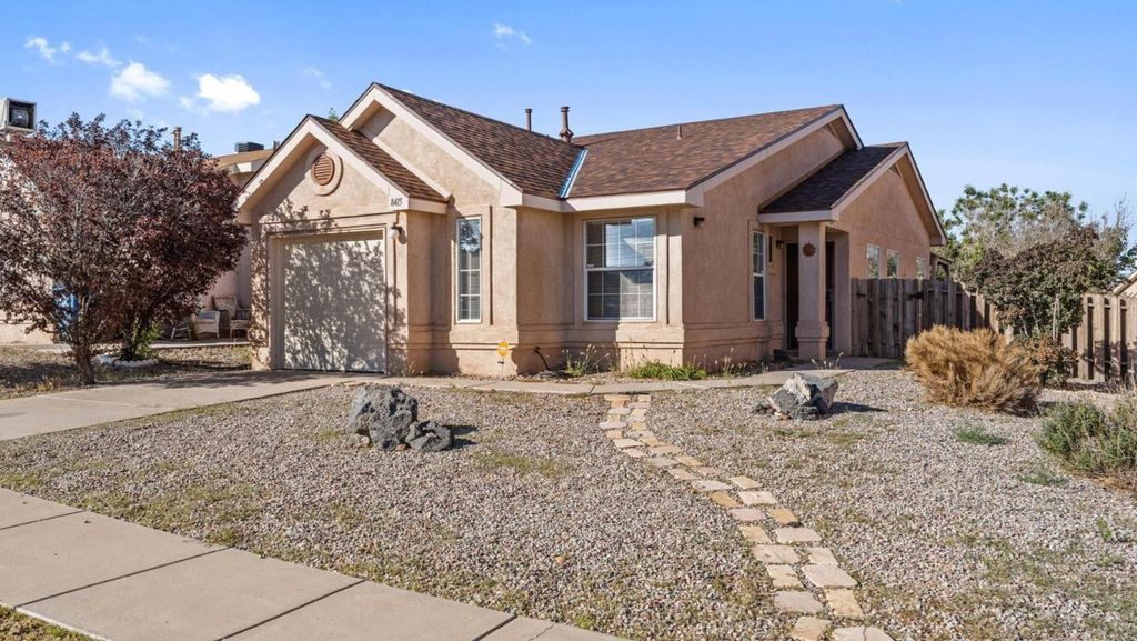 8415 Cedarcroft Road NW, Albuquerque, NM 87120