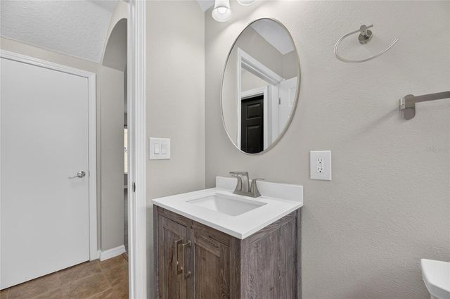 7842 CARRIAGE POINTE DRIVE, Gibsonton, FL 33534