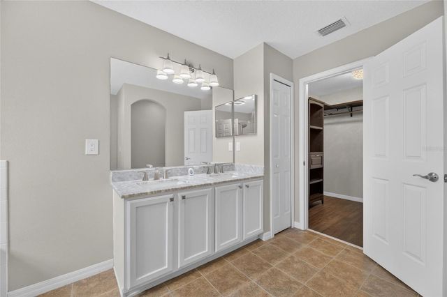 7842 CARRIAGE POINTE DRIVE, Gibsonton, FL 33534