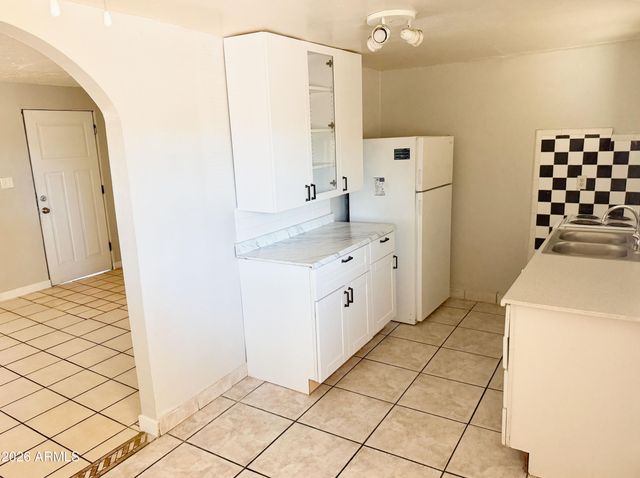 1125 E Devonshire Avenue Apt 5, Phoenix, AZ 85014