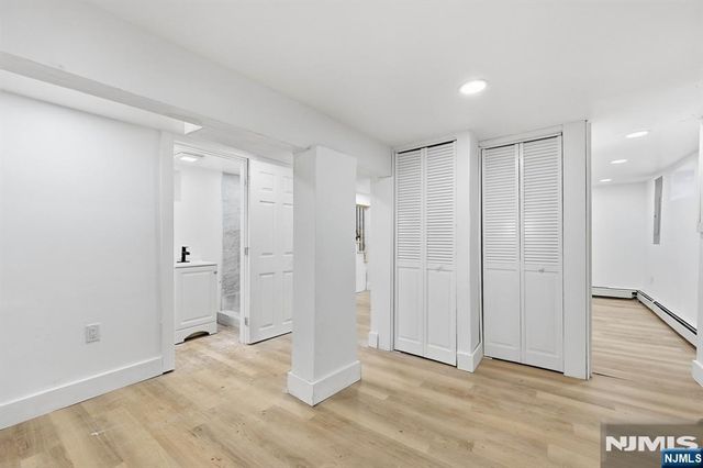 63 Wyckoff Avenue, Waldwick, NJ 07463