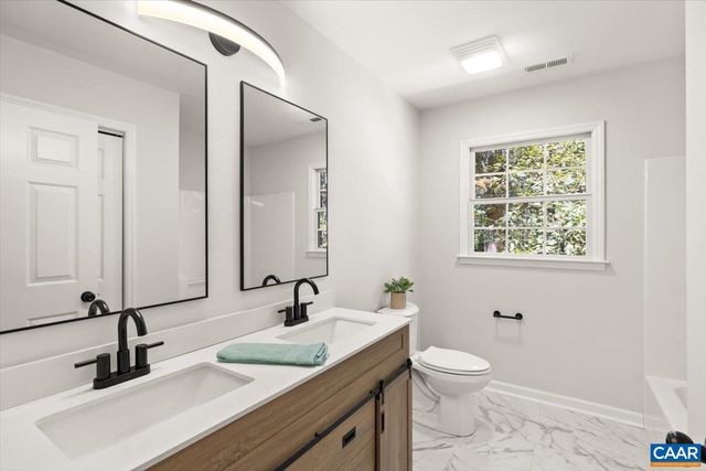 15379 LOUISA RD, Louisa, VA 23093