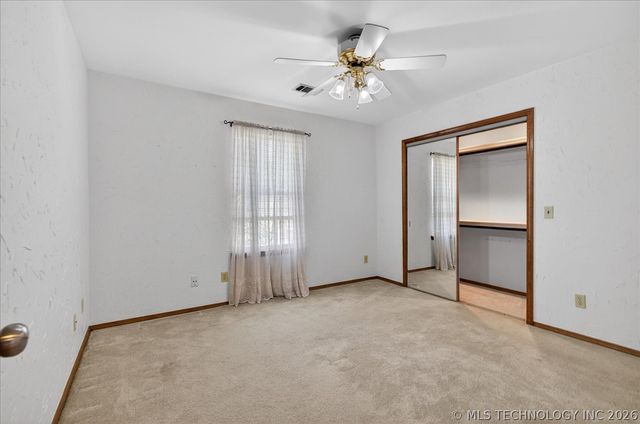 6700 SE Quail Ridge Road, Bartlesville, OK 74006