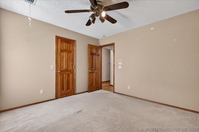 6700 SE Quail Ridge Road, Bartlesville, OK 74006