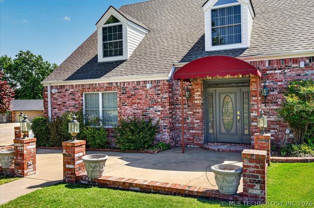 6700 SE Quail Ridge Road, Bartlesville, OK 74006