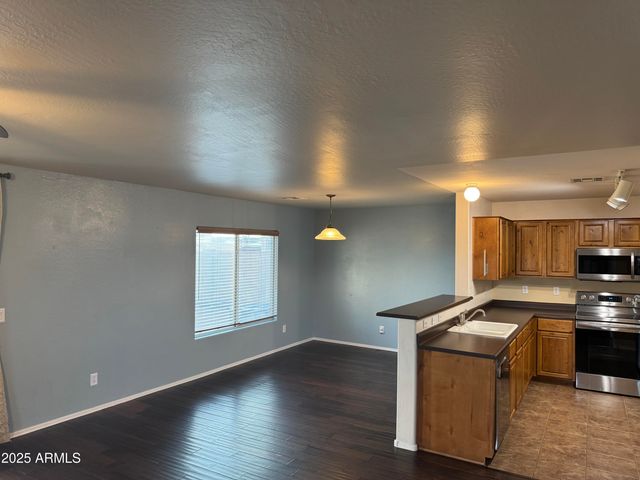 22153 W DESERT BLOOM Street, Buckeye, AZ 85326