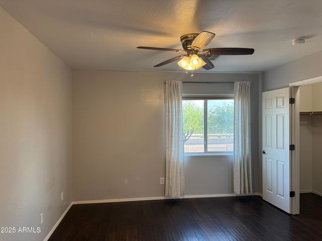 22153 W DESERT BLOOM Street, Buckeye, AZ 85326