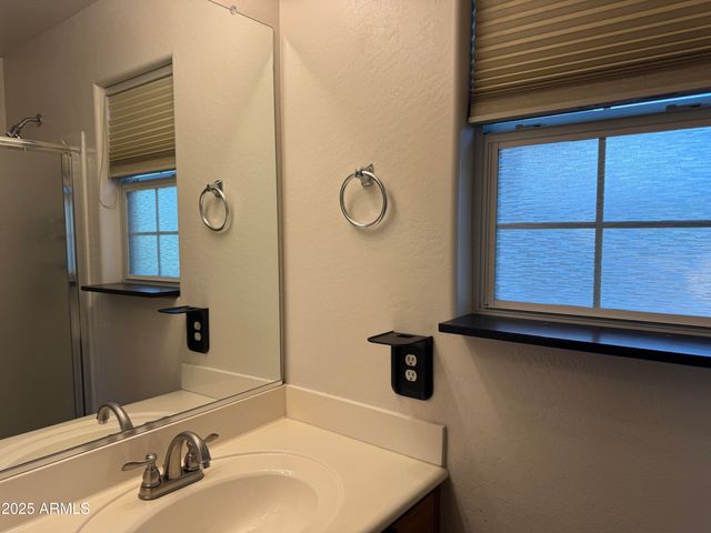 22153 W DESERT BLOOM Street, Buckeye, AZ 85326