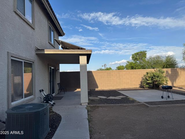 22153 W DESERT BLOOM Street, Buckeye, AZ 85326