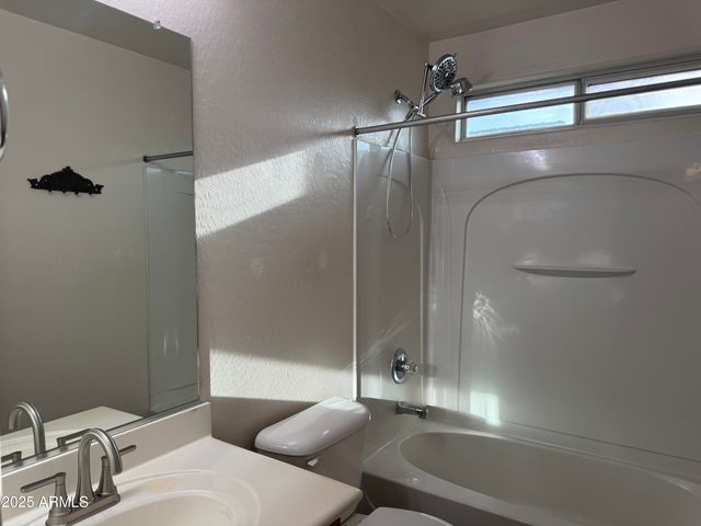 22153 W DESERT BLOOM Street, Buckeye, AZ 85326