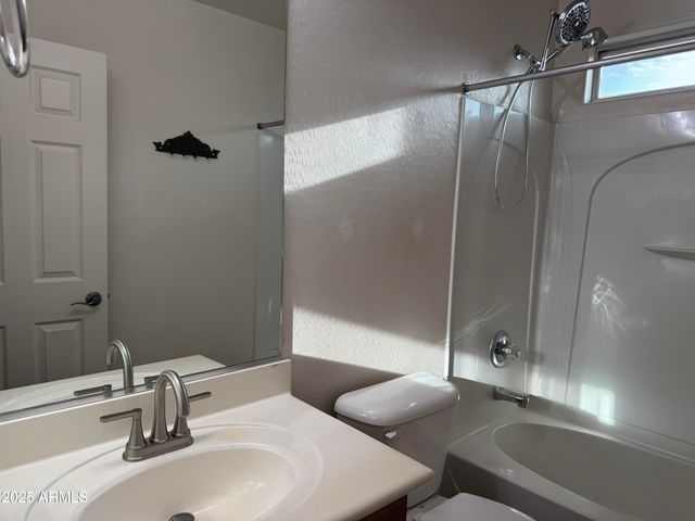 22153 W DESERT BLOOM Street, Buckeye, AZ 85326