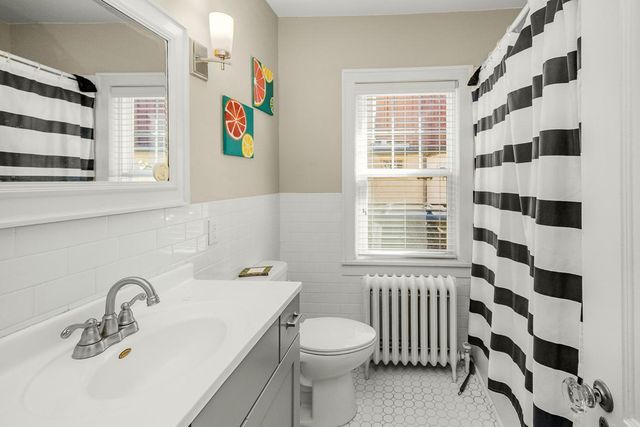 2420 Seabury Avenue, Minneapolis, MN 55406