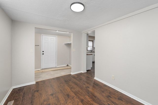 1411 E Boston, Wichita, KS 67211