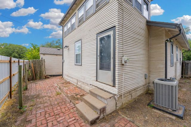 1411 E Boston, Wichita, KS 67211