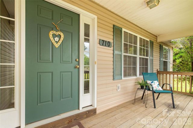 710 Dixie School Road, Lancaster, SC 29720