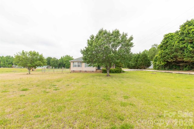 710 Dixie School Road, Lancaster, SC 29720