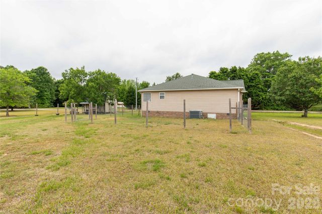710 Dixie School Road, Lancaster, SC 29720