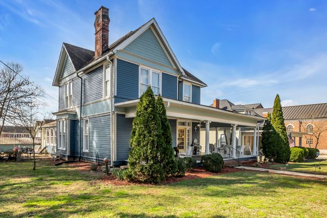 305 Washington St, E, Fayetteville, TN 37334