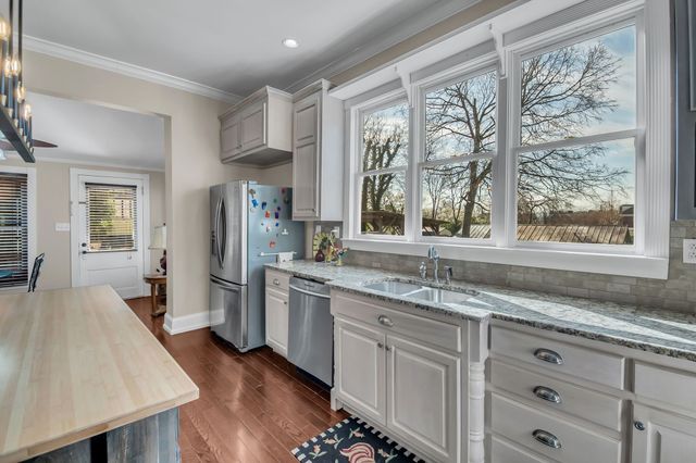 305 Washington St, E, Fayetteville, TN 37334