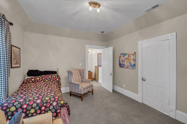 305 Washington St, E, Fayetteville, TN 37334