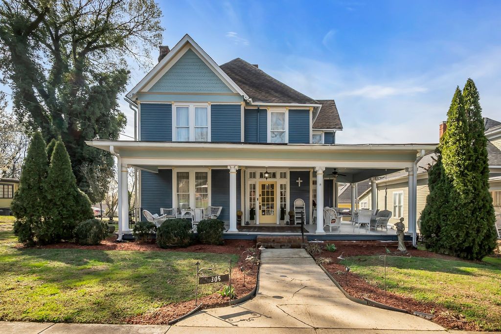 305 Washington St, E, Fayetteville, TN 37334