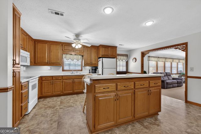 100 Bass Circle, Jackson, GA 30233