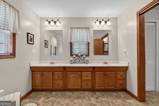 100 Bass Circle, Jackson, GA 30233