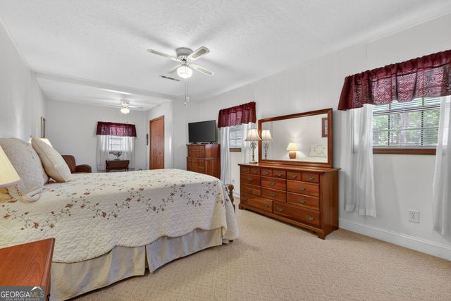 100 Bass Circle, Jackson, GA 30233