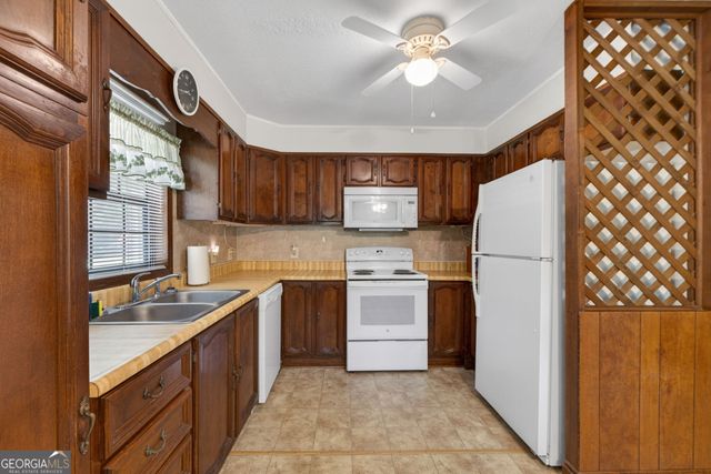 100 Bass Circle, Jackson, GA 30233