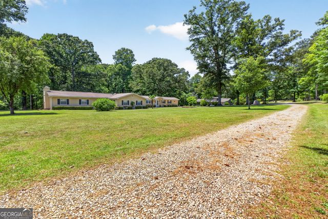 100 Bass Circle, Jackson, GA 30233