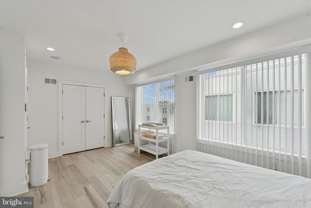 1325 N 17TH ST #A, Philadelphia, PA 19121