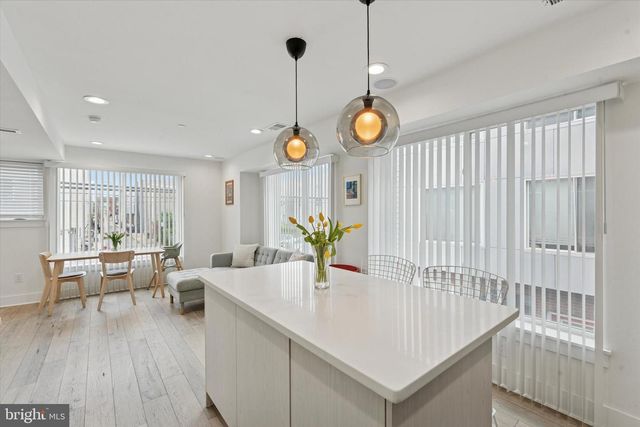 1325 N 17TH ST #A, Philadelphia, PA 19121