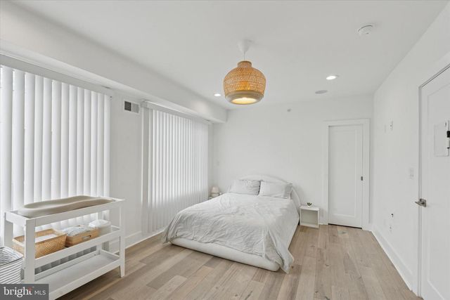 1325 N 17TH ST #A, Philadelphia, PA 19121