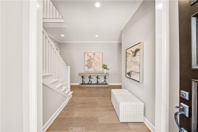 100 Pumpkin, Irvine, CA 92620