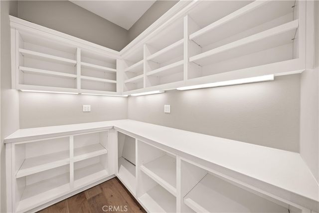 100 Pumpkin, Irvine, CA 92620