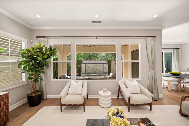 100 Pumpkin, Irvine, CA 92620